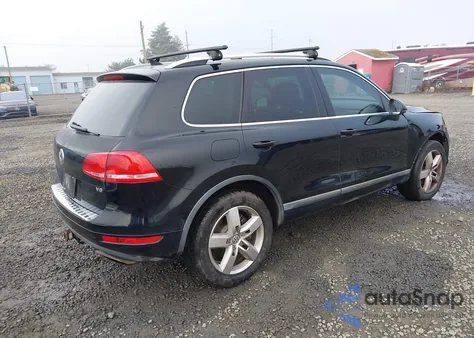 2013 Volkswagen Touareg Vr6 Lux z USA, uszkodzony, nr VIN WVGEF9BP2DD006220